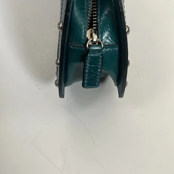 Gianni Bini women’s green mini handbag - Picture 12 of 13